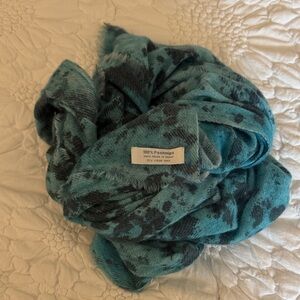Zinke Blue and Black Scarf